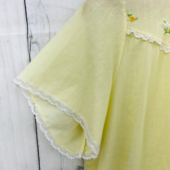 American VINTAGE 70's Katz MEDIUM Yellow Floral Patient Sleep Gown Dress - Picture 4 of 12